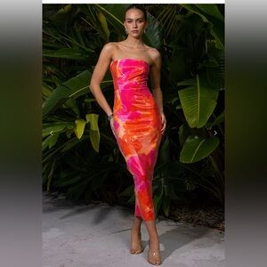 New with tags never worn - SIZE SMALL